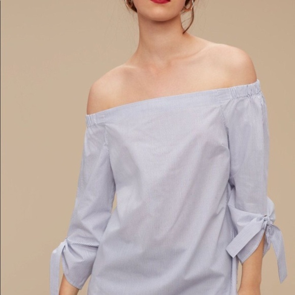 Aritzia Babaton Malik off-the-shoulder Blouse